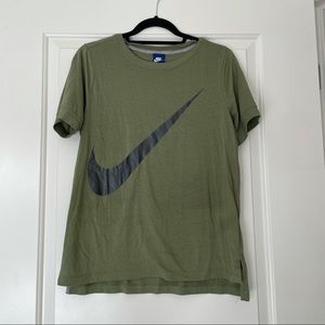 COPY - 🌟2 FOR $10🌟 Nike Medium Green Athletic Shi…